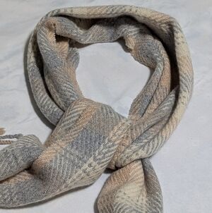 NWOT Charter Club Cashmere Plaid Oblong Scarf in Grey, Tan and Ivory